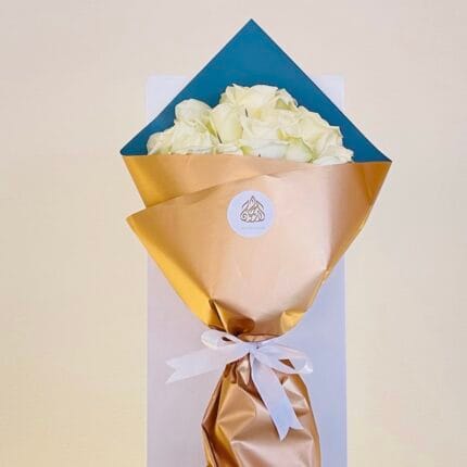 20 white roses bouquet