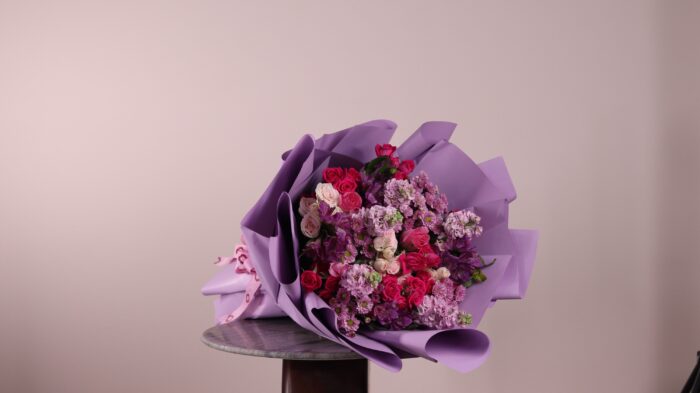 Mixed flowers purple bouquet - Image 2