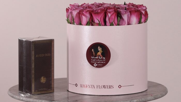 Women’s day box with perfume - Image 2