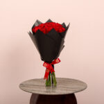 Classic Red | 20 roses