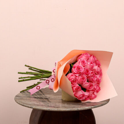 Classic Smooth Pink | 20 roses